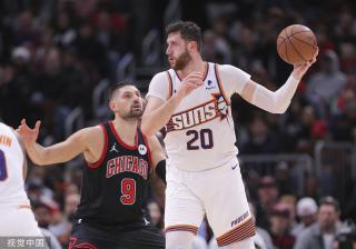 的中场组合 的中场组合